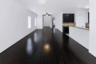 4918 Vista Village Ln, Houston, TX 77092 - Photo 6