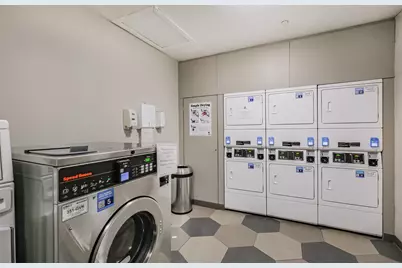 3600 Montrose Boulevard #104, Houston, TX 77006 - Photo 8