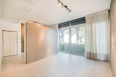 3600 Montrose Boulevard #104, Houston, TX 77006 - Photo 12