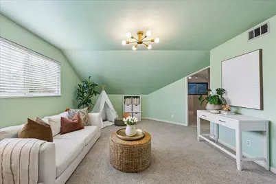 2406 Brooktree Drive, Houston, TX 77008 - Photo 22
