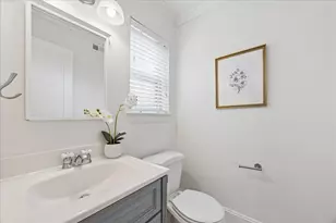 2406 Brooktree Dr, Houston, TX 77008 - Photo 16