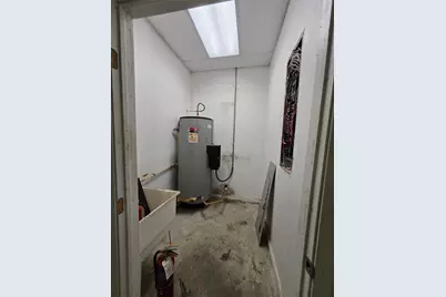 1616 Avenue F, Bay City, TX 77414 - Photo 26