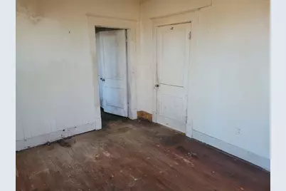 707 W Houston Street, Clarksville, TX 75426 - Photo 12