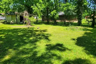 707 W Houston St, Clarksville, TX 75426 - Photo 10