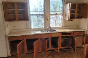 707 W Houston St, Clarksville, TX 75426 - Photo 6