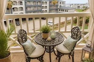 6300 Seawall Blvd, Galveston, TX 77551 - Photo 22