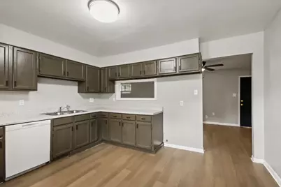 7306 Parker Road, Houston, TX 77016 - Photo 2