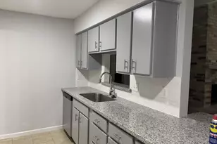 10446 Towneview Dr, Sugar Land, TX 77498 - Photo 2