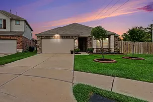 12547 Starry Summer Ln, Humble, TX 77346 - Photo 2