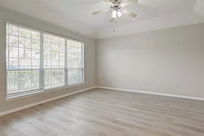717 Cedarwood, Friendswood, TX 77546 - Photo 6