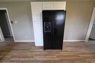 211 Peach St, Sweeny, TX 77480 - Photo 6