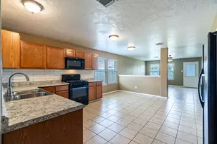 2006 Poco Dr, Missouri City, TX 77489 - Photo 4