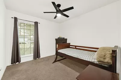 7610 Smiling Wood Lane, Houston, TX 77086 - Photo 16