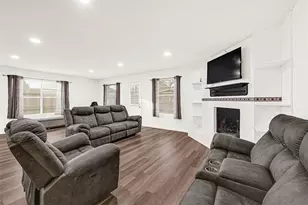 7610 Smiling Wood Ln, Houston, TX 77086 - Photo 6