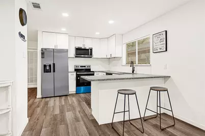 7610 Smiling Wood Lane, Houston, TX 77086 - Photo 10