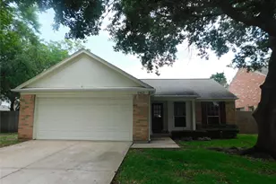 4403 Alamo Ave, Sugar Land, TX 77479 - Photo 2