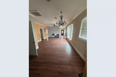 880 Prairie Street, Beaumont, TX 77701 - Photo 8