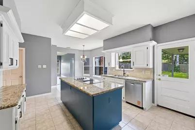 7807 Mayglen Lane, Spring, TX 77379 - Photo 16