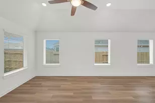 10223 Burton Path, Montgomery, TX 77316 - Photo 14