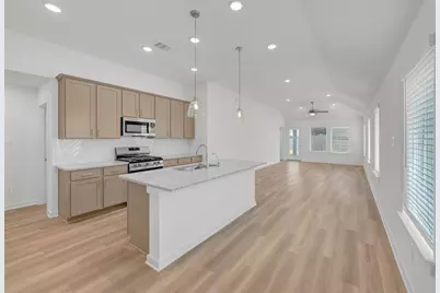 10223 Burton Path, Montgomery, TX 77316 - Photo 8