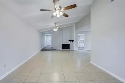 2315 Green Knoll Drive, Houston, TX 77067 - Photo 14