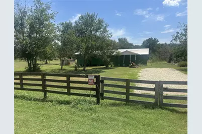 2175 Old Highway 20, McDade, TX 78650 - Photo 1
