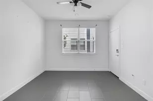 2711 Eado Grove Ln, Houston, TX 77003 - Photo 6
