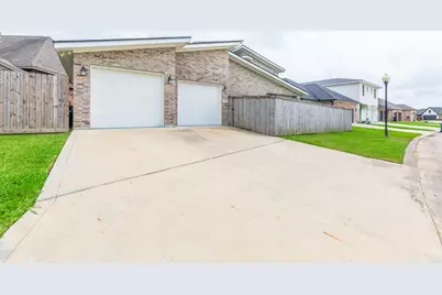 7722 Pond Circle, Beaumont, TX 77707 - Photo 40