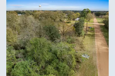 2211 8th Street, Rock Island, TX 77470 - Photo 2