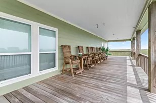 907 Thompson Dr, Gilchrist, TX 77617 - Photo 8