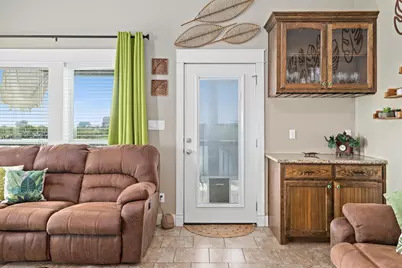 907 Thompson Drive, Gilchrist, TX 77617 - Photo 18