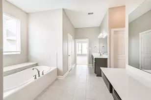 13915 Foyt Dr, Mont Belvieu, TX 77523 - Photo 26