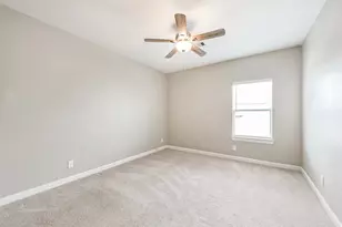 13915 Foyt Dr, Mont Belvieu, TX 77523 - Photo 42