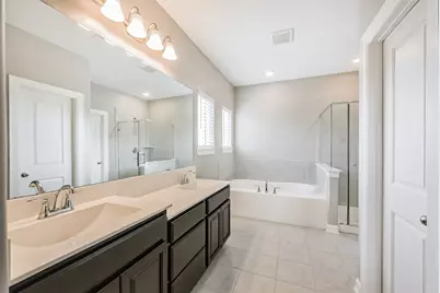 13915 Foyt Drive, Mont Belvieu, TX 77523 - Photo 38