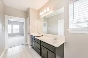 13915 Foyt Dr, Mont Belvieu, TX 77523 - Photo 40