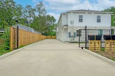 4512 Brinkley Street #A, Houston, TX 77051 - Photo 14