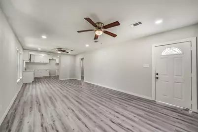 1912 Gentry Street, Houston, TX 77009 - Photo 16