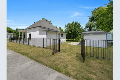 1912 Gentry Street, Houston, TX 77009 - Photo 6