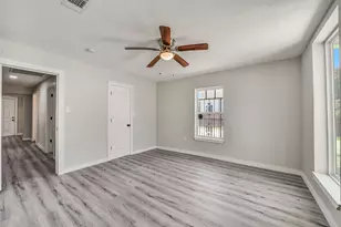 1912 Gentry St, Houston, TX 77009 - Photo 26