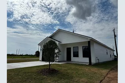 523 S Avenue F, Freeport, TX 77541 - Photo 1