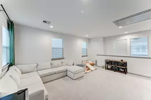 737 N Emile St, Houston, TX 77020 - Photo 32