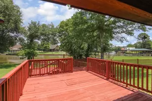 42 Hunters Creek Dr, Huntsville, TX 77340 - Photo 10