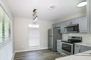 42 Hunters Creek Dr, Huntsville, TX 77340 - Photo 22