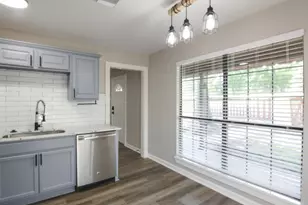 42 Hunters Creek Dr, Huntsville, TX 77340 - Photo 20