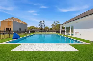 7609 Inwood Hls Ln, Houston, TX 77088 - Photo 4