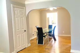 8299 Kingsbrook Rd, Houston, TX 77024 - Photo 2