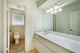 635 Chapel Hill Dr, Conroe, TX 77302 - Photo 14