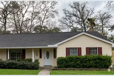 809 Glen Hollow Drive, Conroe, TX 77385 - Photo 2