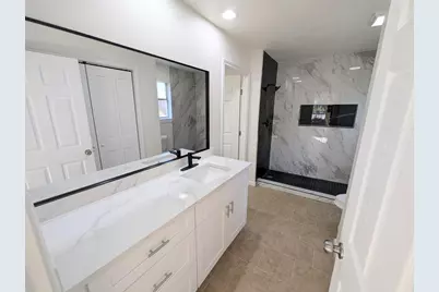 809 Glen Hollow Drive, Conroe, TX 77385 - Photo 14