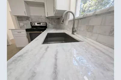 809 Glen Hollow Drive, Conroe, TX 77385 - Photo 8